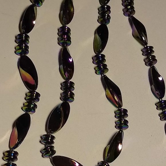 vintage 80s 3 piece iridescent oil slick layering necklaces brooch set - Picture 8 of 12